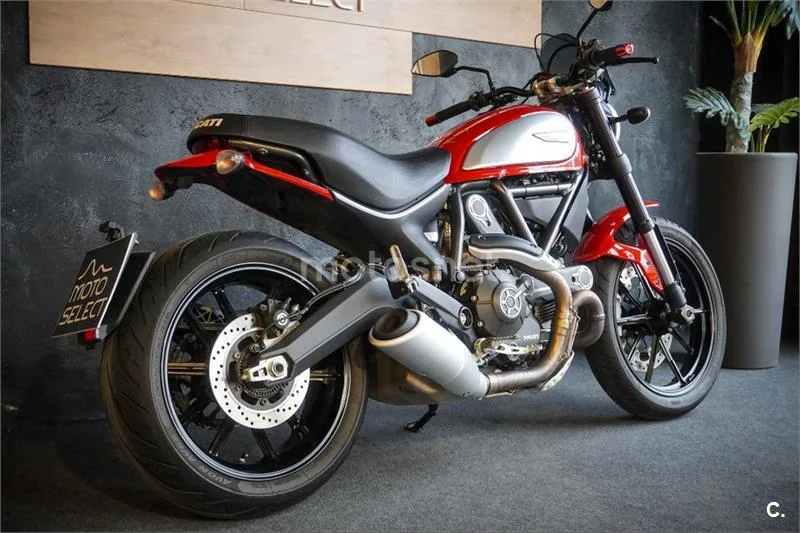 Ducati Scrambler – Vista 3