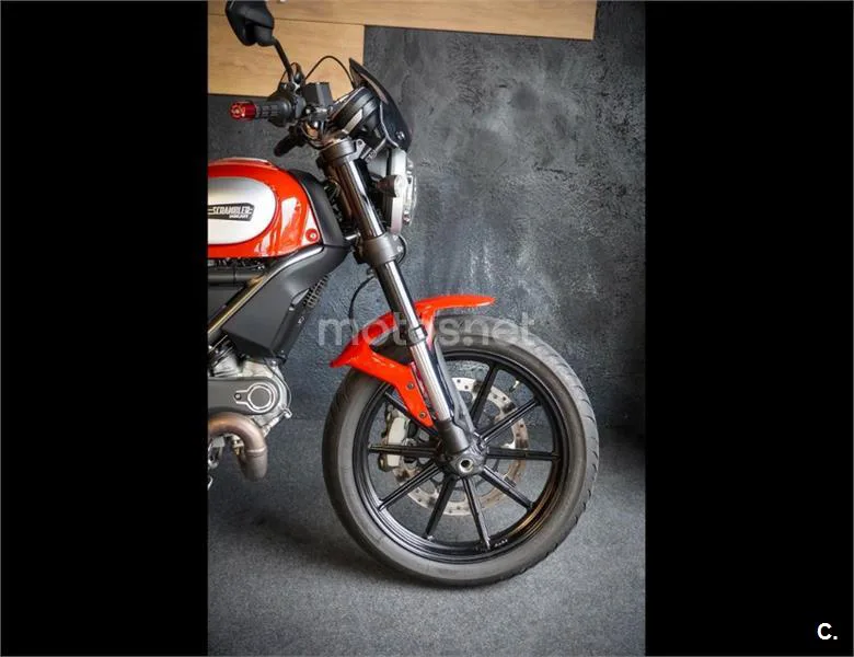 Ducati Scrambler – Vista 7