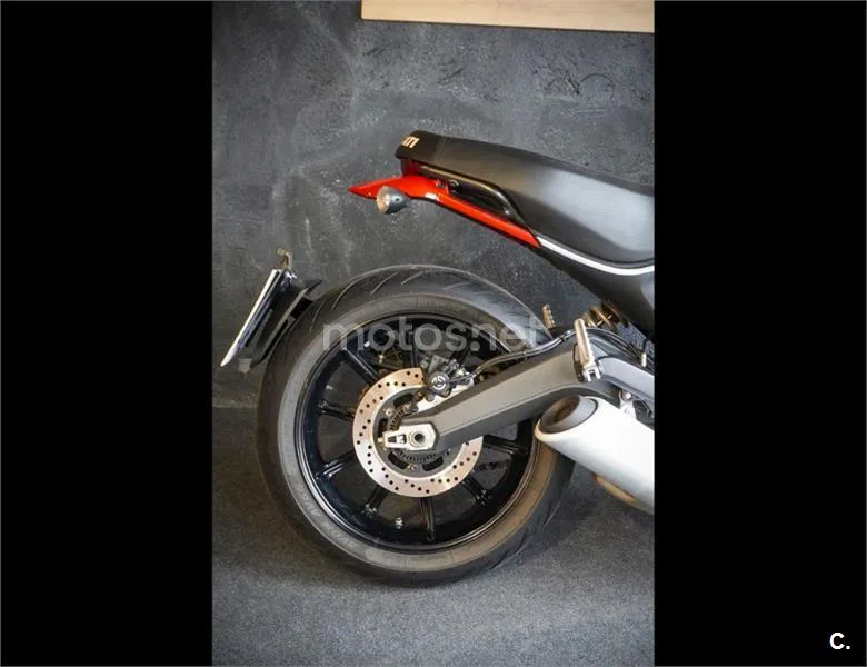 Ducati Scrambler – Vista 8