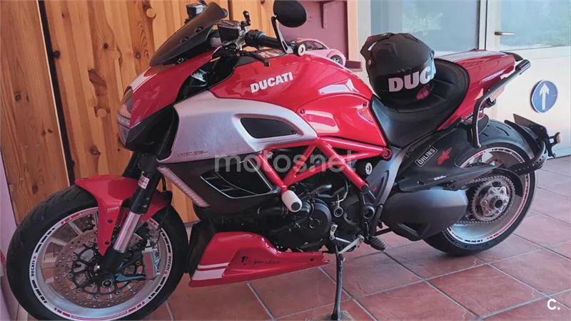 Ducati Diavel 1198 – Vista 3