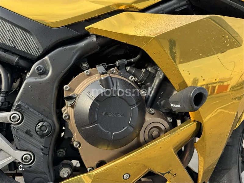 Honda CBR 500 R – Vista 5