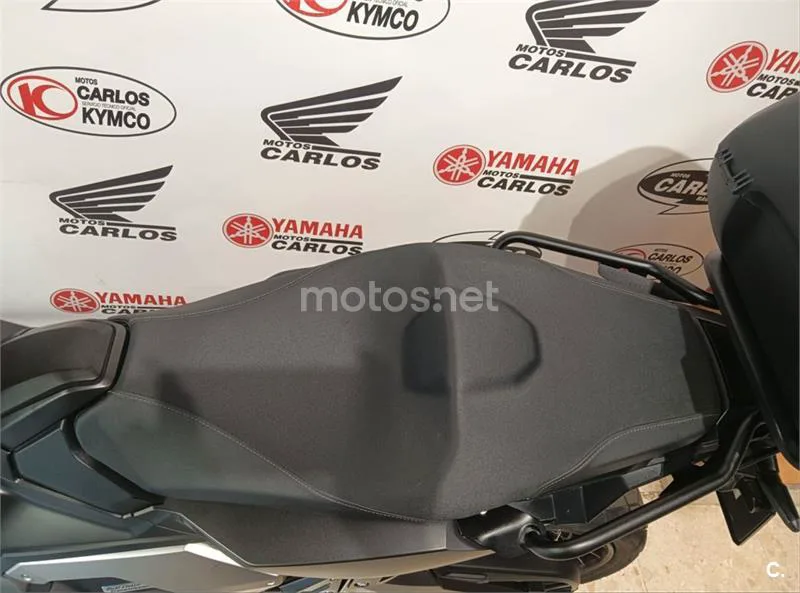 Honda X-ADV – Vista 11