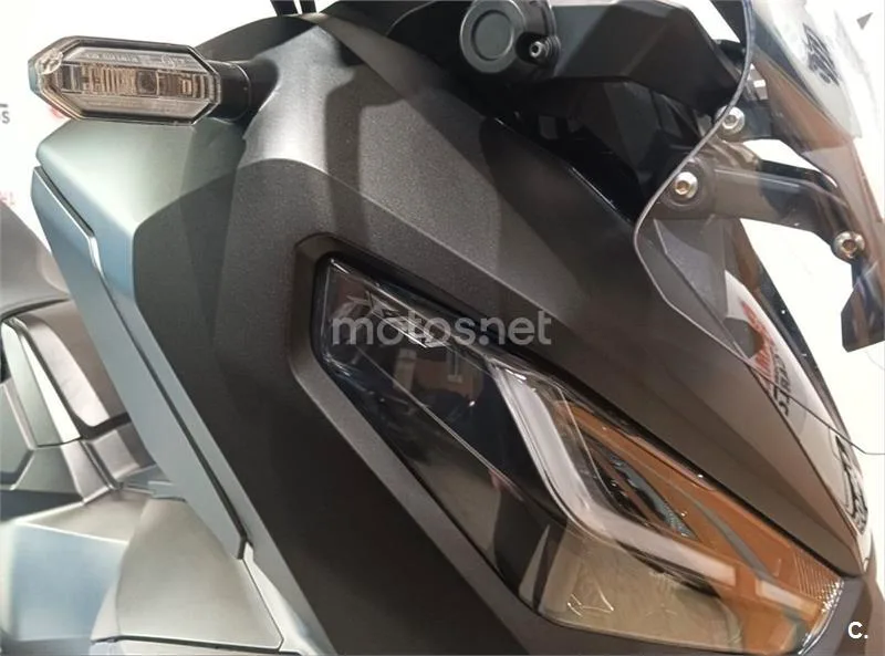 Honda X-ADV – Vista 6