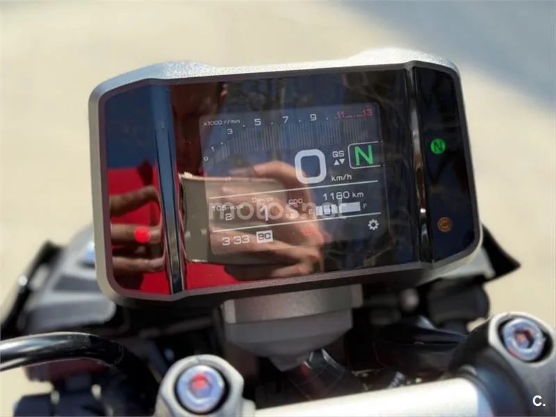 Yamaha MT-09 – Vista 18