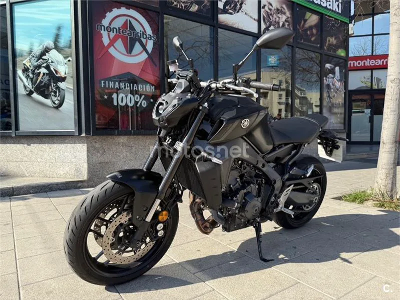 Yamaha MT-09 – Vista 4