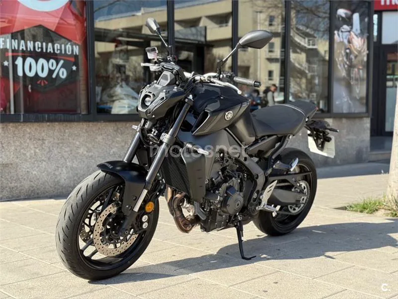 Yamaha MT-09 – Vista 5