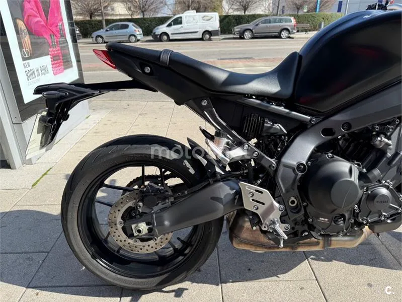 Yamaha MT-09 – Vista 9