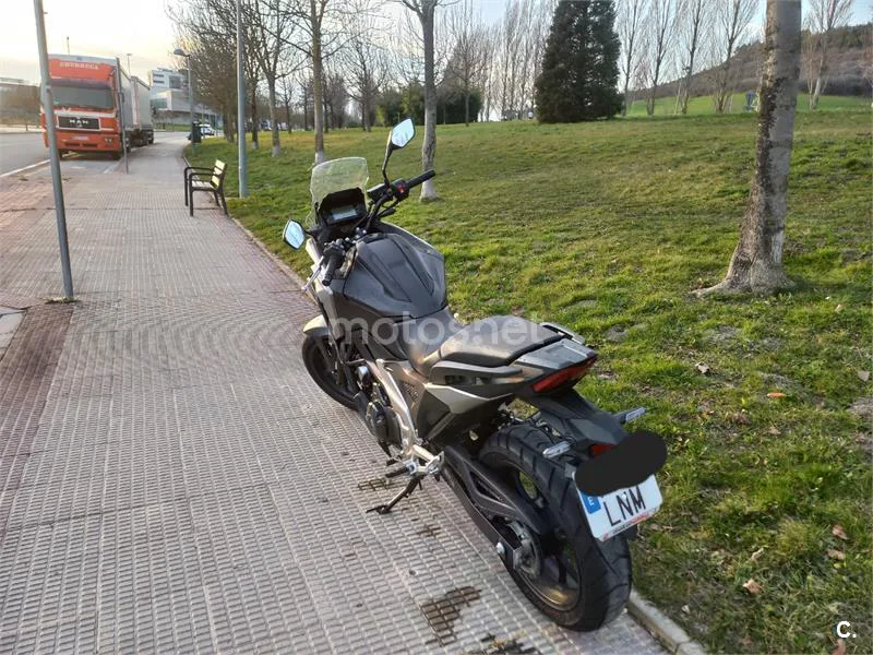 Honda NC 750 X – Vista 4