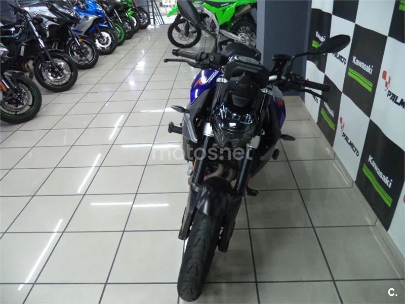 BMW F 900 R – Vista 4