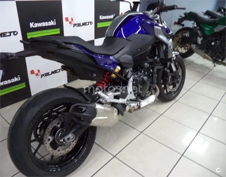 BMW F 900 R – Vista 6