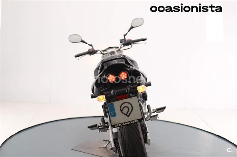 Suzuki GSR 600 – Vista 10