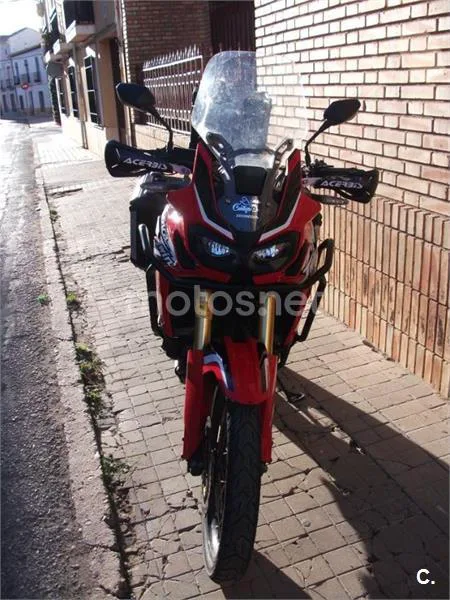 Honda CRF 1000L Africa Twin – Vista 3