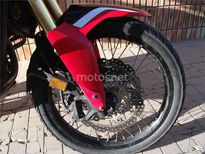 Honda CRF 1000L Africa Twin – Vista 4