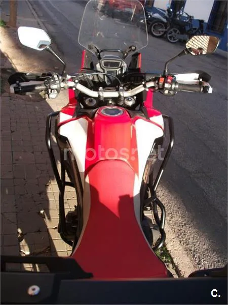 Honda CRF 1000L Africa Twin – Vista 7