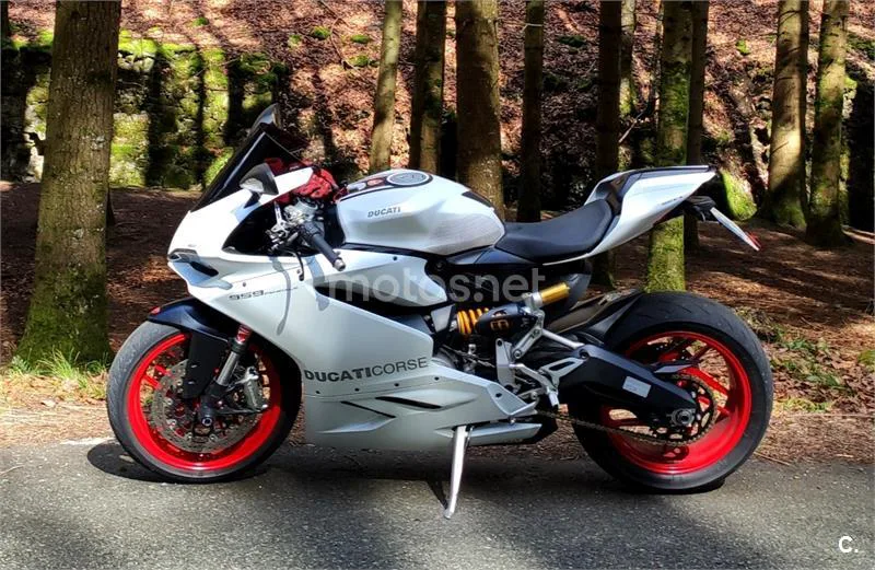 Ducati 959 Panigale – Vista 3