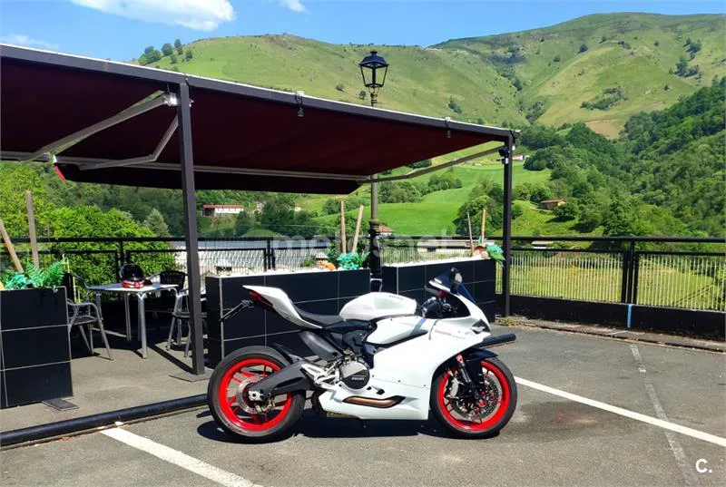Ducati 959 Panigale – Vista 4