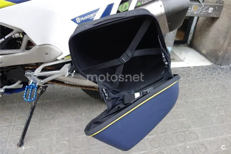 Husqvarna 701 Enduro – Vista 33