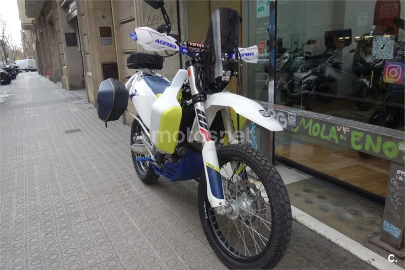 Husqvarna 701 Enduro – Vista 40