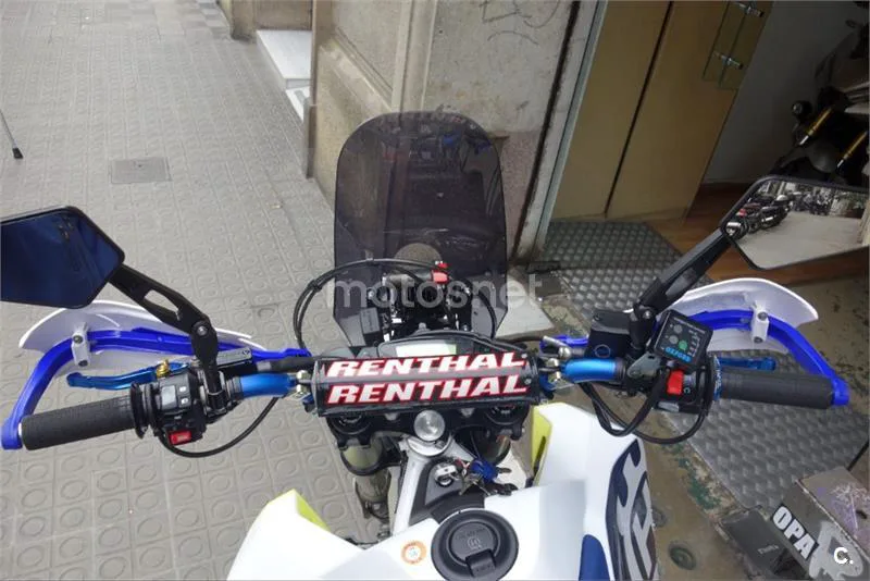 Husqvarna 701 Enduro – Vista 5