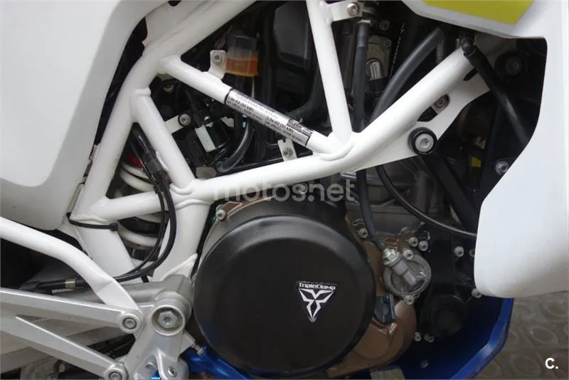 Husqvarna 701 Enduro – Vista 42