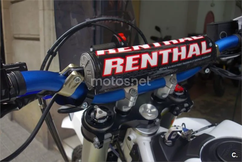 Husqvarna 701 Enduro – Vista 9