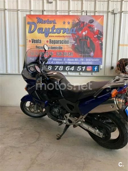 Honda XL 1000 V Varadero – Vista 4