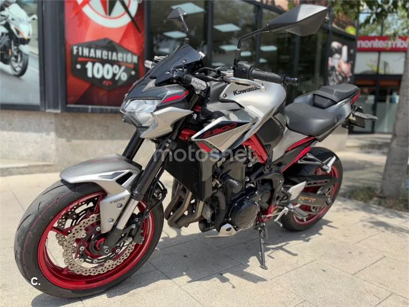 Kawasaki Z900 – Vista 7