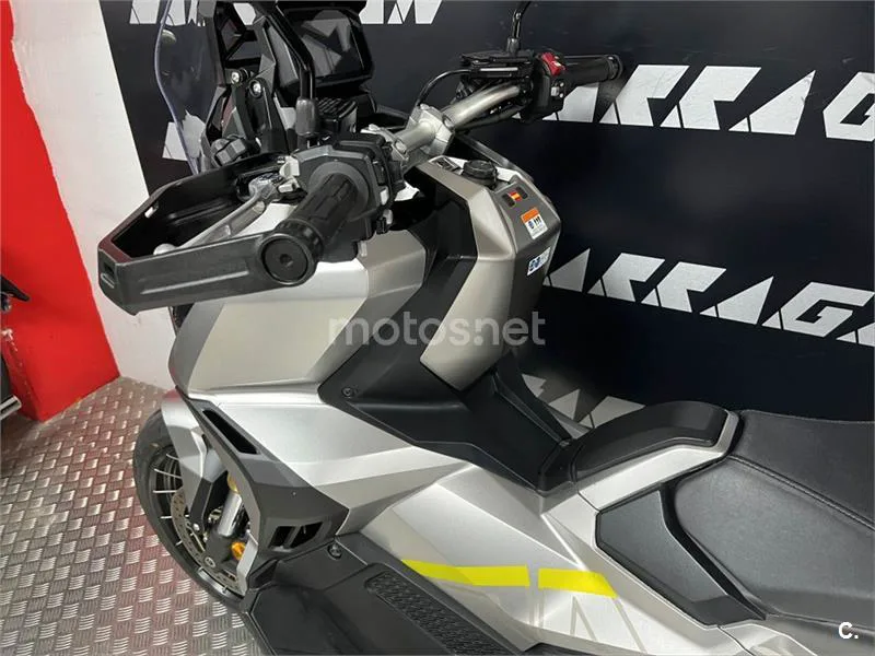 Honda X-ADV – Vista 6