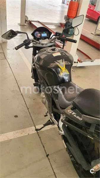 Hyosung GT 650i Comet – Vista 7