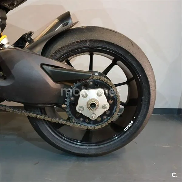 Ducati Hypermotard – Vista 15