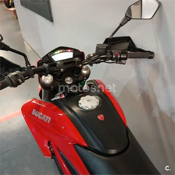 Ducati Hypermotard – Vista 9