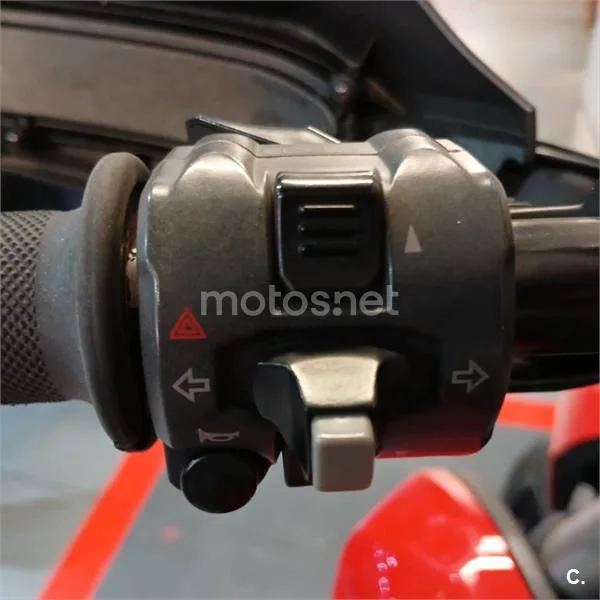Ducati Hypermotard – Vista 10