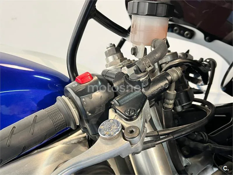 Suzuki GSX-R750 – Vista 29