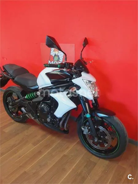 Kawasaki ER-6N – Vista 13