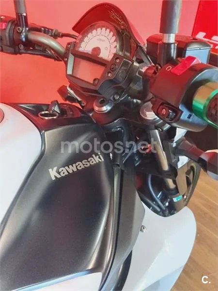 Kawasaki ER-6N – Vista 5
