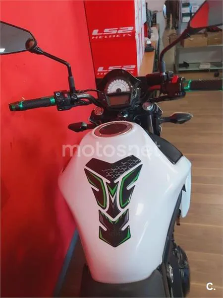 Kawasaki ER-6N – Vista 7