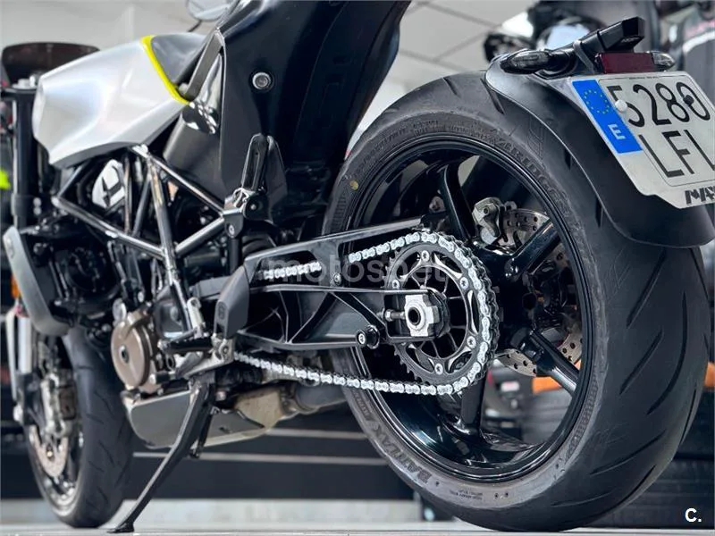 Husqvarna Vitpilen – Vista 7