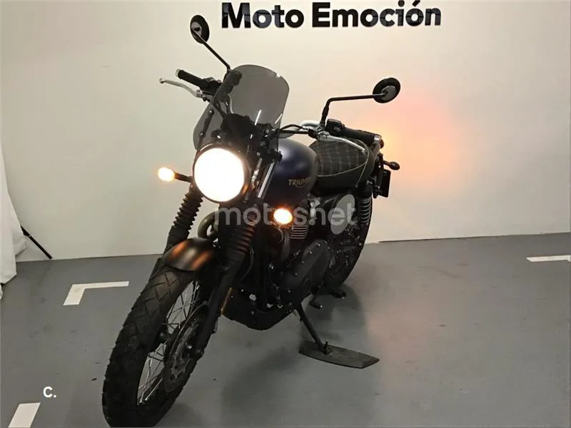 Triumph Scrambler 900 – Vista 7
