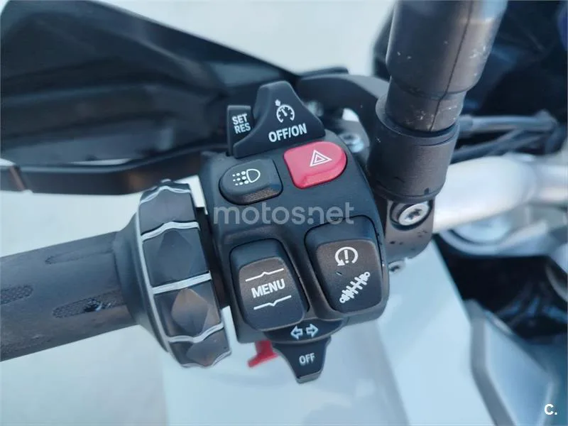 BMW F 900 XR – Vista 3
