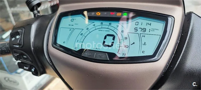 Piaggio Medley – Vista 3