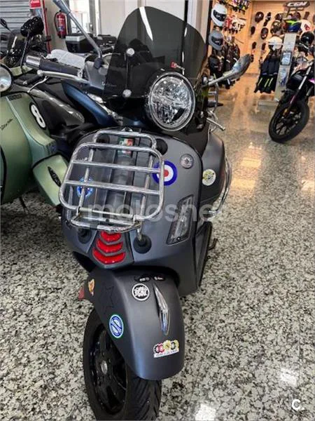 Vespa GTS SuperSport 300 – Vista 4
