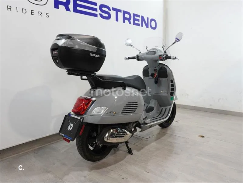 Vespa GTS Super 300 – Vista 3