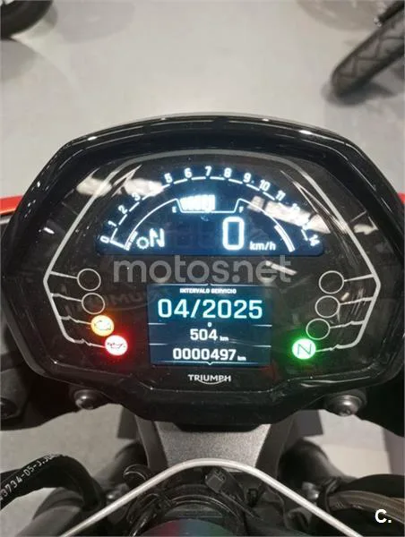 Triumph Street Triple 765 – Vista 3