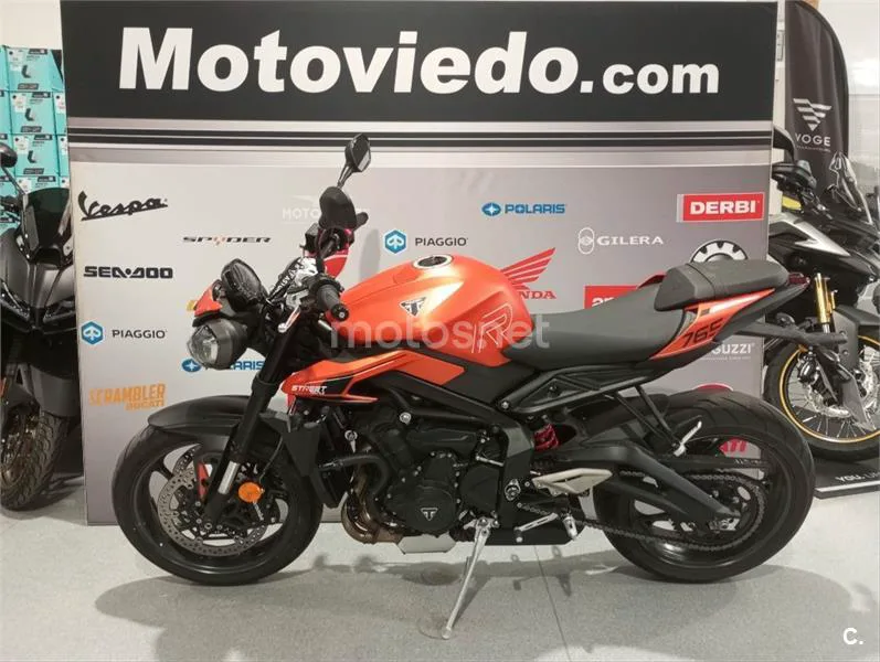 Triumph Street Triple 765 – Vista 4