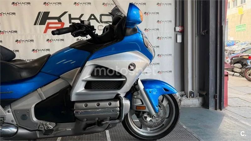 Honda GL 1800 Gold Wing – Vista 8