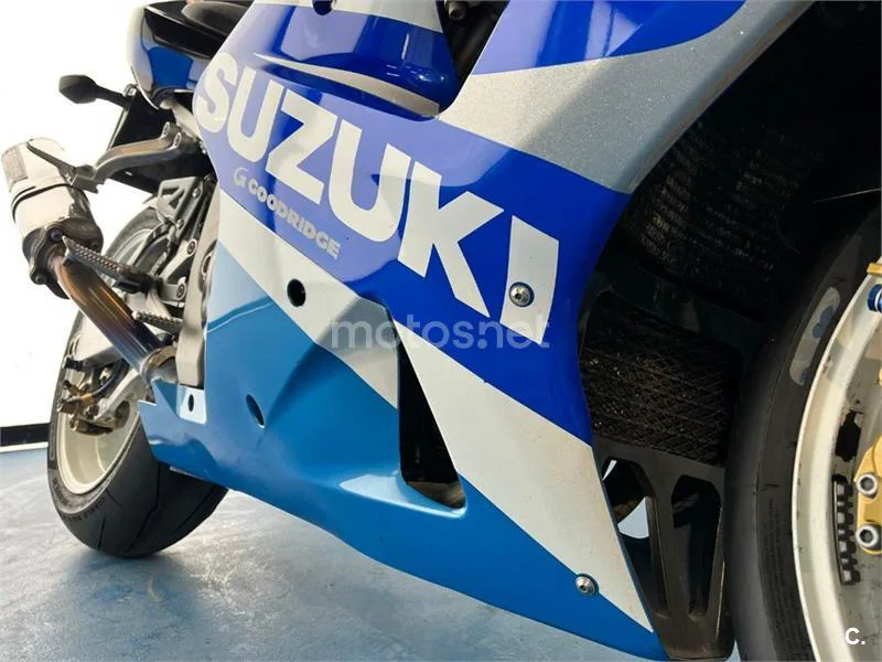 Suzuki GSX-R1000 – Vista 12
