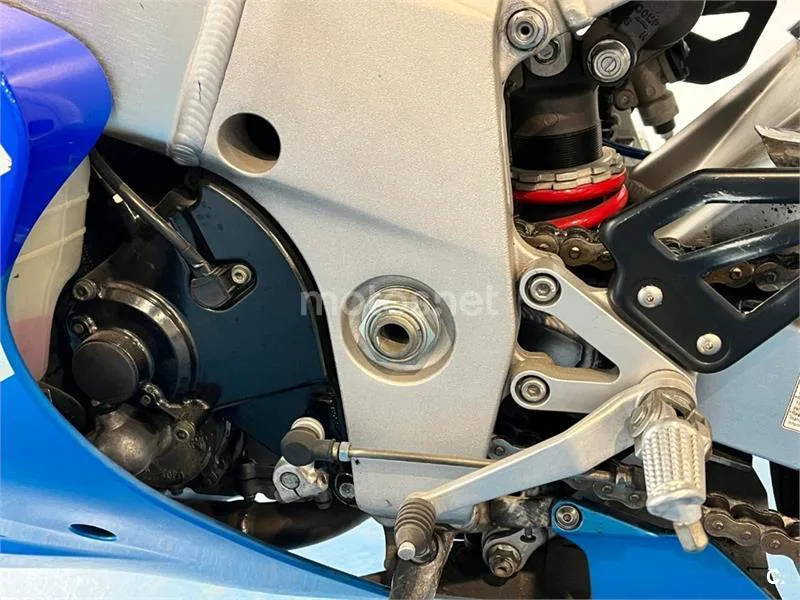 Suzuki GSX-R1000 – Vista 36