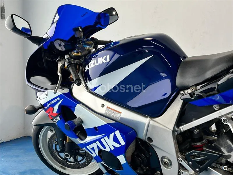 Suzuki GSX-R1000 – Vista 41