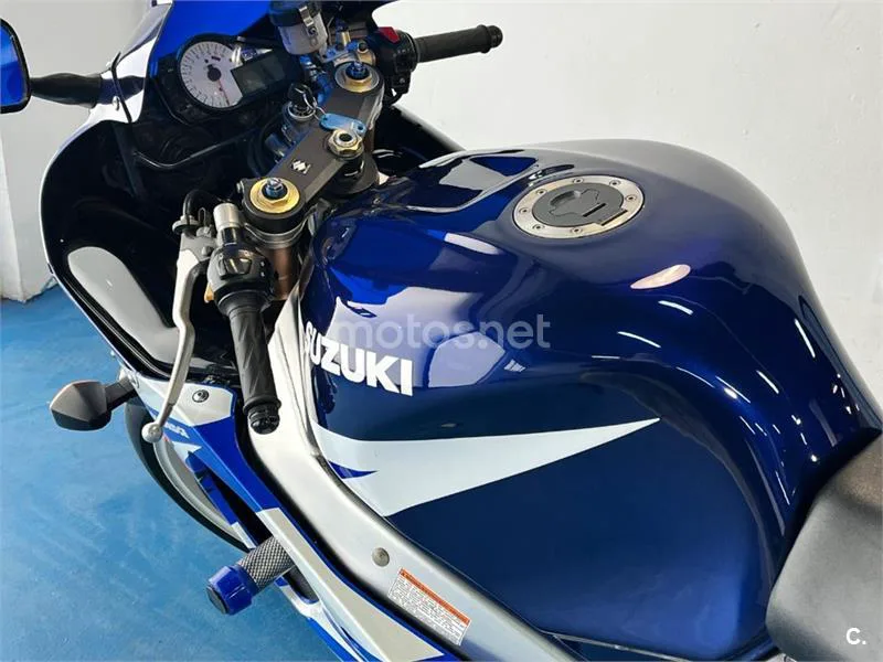 Suzuki GSX-R1000 – Vista 43