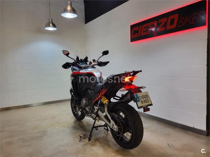 Ducati Multistrada V4 – Vista 3